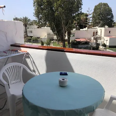 Appartamento Coqueto Apartamento Con Piscina