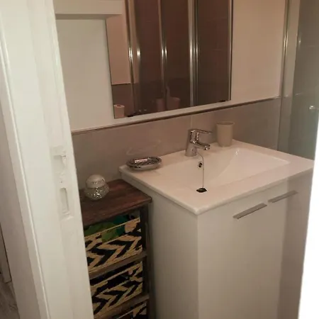 Coqueto Apartamento Con Piscina