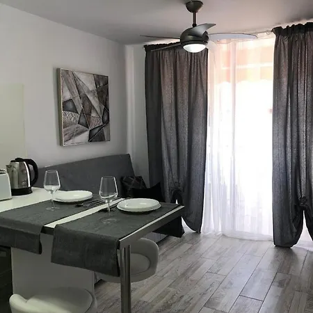 Апартаменты Coqueto Apartamento Con Piscina